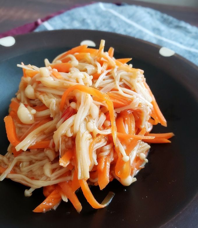 にんじんとえのきのおつまみ中華あえ by こはるスマイルごはん