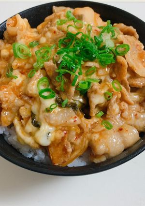 豚バラキムチーズ丼-レシピのメイン写真