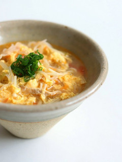 卵が決め手♪こんにゃく麺で酸辣湯麵-レシピのメイン写真