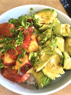 アボカド海鮮丼-レシピのメイン写真