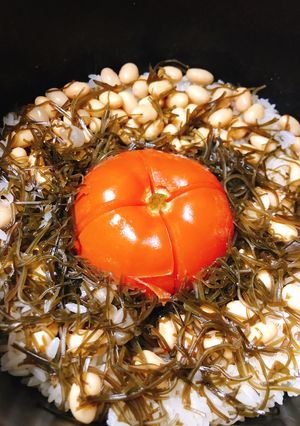 昆布と大豆、トマトの炊き込みごはん-レシピのメイン写真