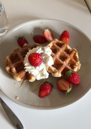 市販のワッフルでおうちカフェ-レシピのメイン写真