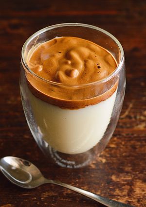 ダルゴナコーヒー、に見えるけど・・・？-レシピのメイン写真