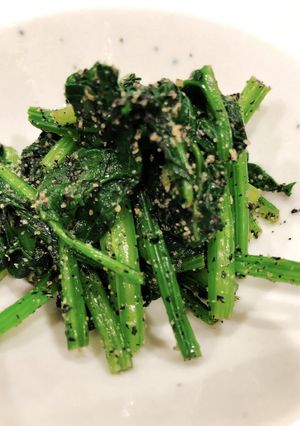 薬膳黒のパワー!ほうれん草の黒胡麻和え-レシピのメイン写真