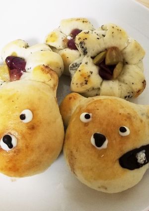 手捏ねパン★アレンジ★くまパンと紅茶パン-レシピのメイン写真