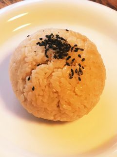 固さ絶妙★煮卵の作り方&半熟煮卵おにぎり-レシピのメイン写真