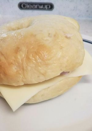 ツナチーズベーグルサンド-レシピのメイン写真