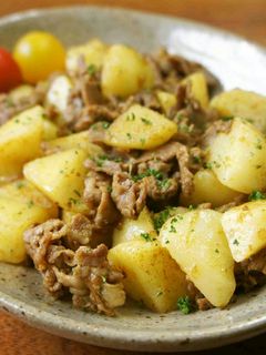 じゃがいもと豚肉のカレー炒め-レシピのメイン写真