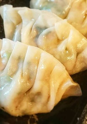 行者にんにくたっぷり入り餃子❗-レシピのメイン写真