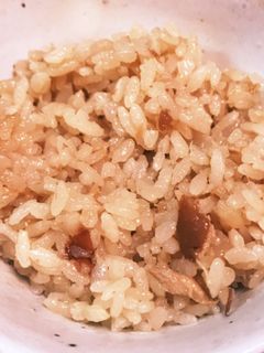 ツナと梅干しの炊き込みごはん-レシピのメイン写真