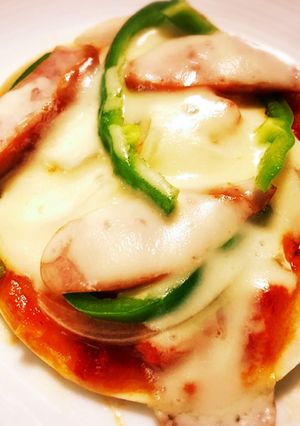 BRUNOホットプレートで！簡単ミニピザ-レシピのメイン写真