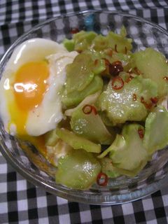 ブロッコリーの茎の中華和え乗せ冷奴-レシピのメイン写真