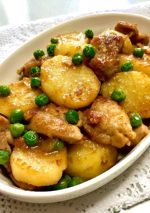 鶏モモ肉と新じゃが芋の艶々甘辛炒め煮-レシピのメイン写真