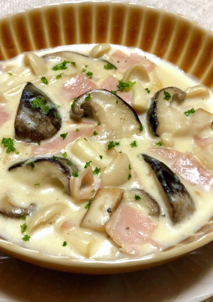 椎茸・しめじ・エリンギとハムのクリーム煮-レシピのメイン写真