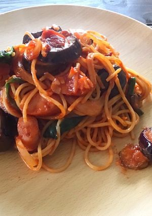 茄子とほうれん草とウィンナーのパスタ-レシピのメイン写真