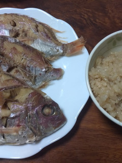 鯛で煮付け→鯛飯→鯛茶!変身(๑´ڡ`๑-レシピのメイン写真