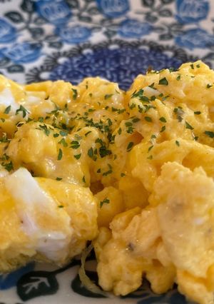 チーズ入りスクランブルエッグ-レシピのメイン写真