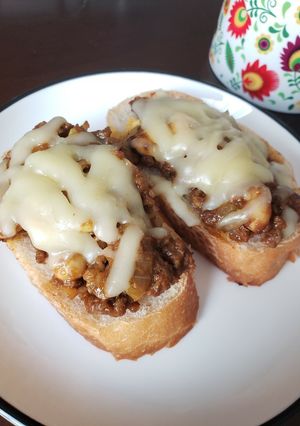 キーマカレーピザトースト-レシピのメイン写真