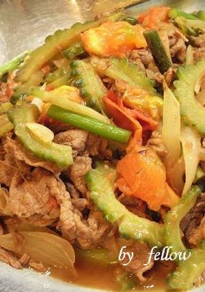 ゴーヤと牛肉のトマトソテー-レシピのメイン写真