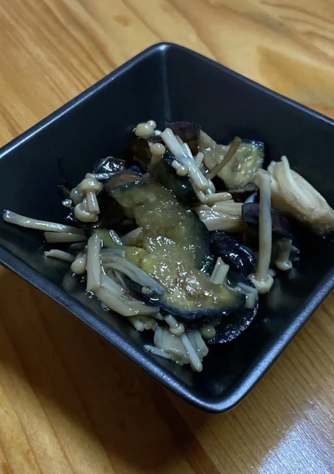 あともう一品って時になすとえのきの炒め物-レシピのメイン写真