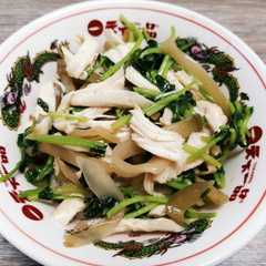 รูปของ 今日のおつまみ12日目、ささみ豆苗中華風