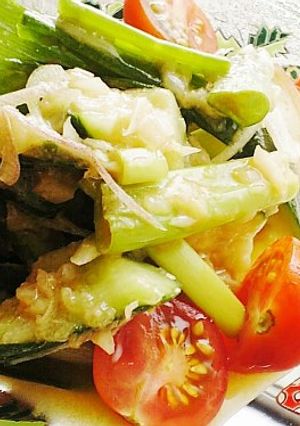 たたき胡瓜の味噌ドレサラダ-レシピのメイン写真