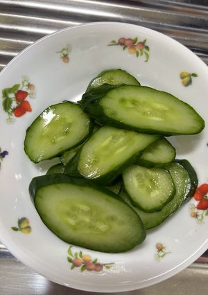 超絶簡単 !! ~ピリ辛漬物きゅうり~-レシピのメイン写真