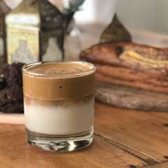 รูปของ インスタントじゃない？！ダルゴナコーヒー