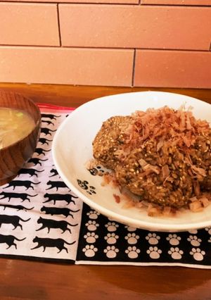 もち麦ご飯の猫マンマ焼きおにぎり-レシピのメイン写真