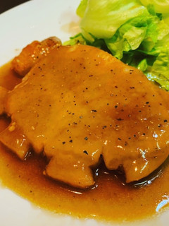 簡単!絶品のご馳走トンテキ-レシピのメイン写真