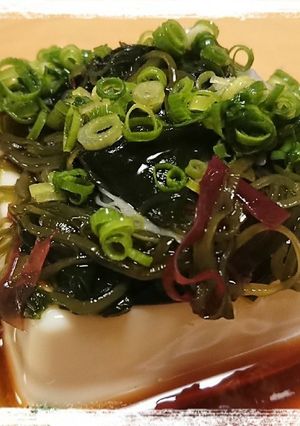おつまみ☆海藻乗せ冷奴-レシピのメイン写真