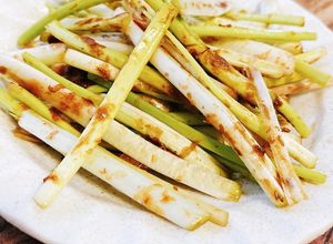 島らっきょうの茎の美味しい食べ方♡-レシピのメイン写真