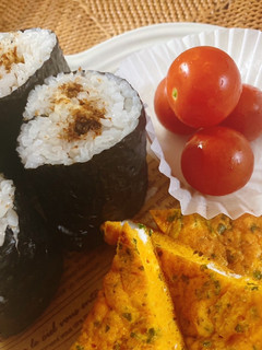 おかかとチーズの巻きおにぎり-レシピのメイン写真