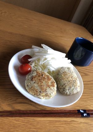 鯖缶でヘルシー！ハンバーグ-レシピのメイン写真