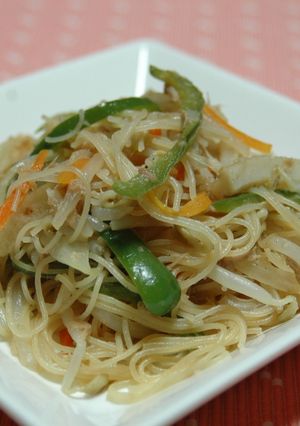 簡単野菜たっぷり☆焼きビーフン-レシピのメイン写真