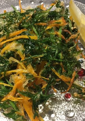 ゴマ香る にんじん葉っぱ天ぷら-レシピのメイン写真