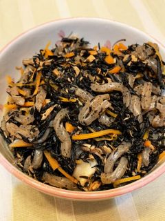 ひじきとこんにゃくの煮物-レシピのメイン写真