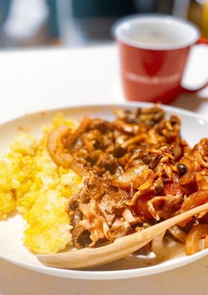 簡単！しめじと舞茸のハヤシライス♪-レシピのメイン写真