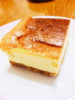 混ぜて焼くだけ!簡単ベイクドチーズケーキ-レシピのメイン写真
