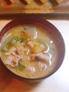 具だくさん味噌汁-レシピのメイン写真