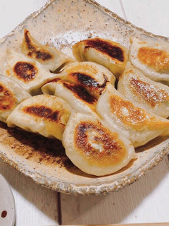 手作り餃子の皮でニラ餃子-レシピのメイン写真