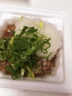納豆オリーブオイル、ネギと大根おろし。-レシピのメイン写真