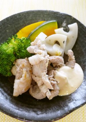 豚肉塩麹焼き　クリームチーズソース-レシピのメイン写真