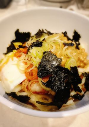 納豆ぶっかけうどん　何でも載せて♪-レシピのメイン写真