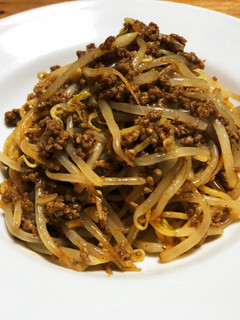もやしと挽肉のカレーの壺焼そば風パスタ♫-レシピのメイン写真