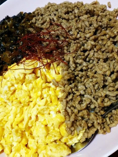 余った高菜で【三色そぼろ丼☆】-レシピのメイン写真