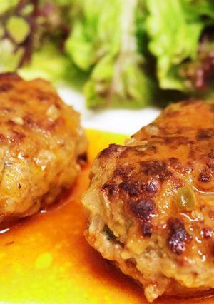 【幼児食】野菜入り煮込みハンバーグ-レシピのメイン写真