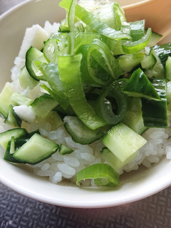 めっちゃ簡単☆きゅうりと長芋のうまうま丼-レシピのメイン写真