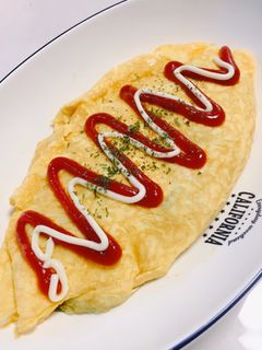 【簡単】玉ねぎと絹さやのオムレツ-レシピのメイン写真