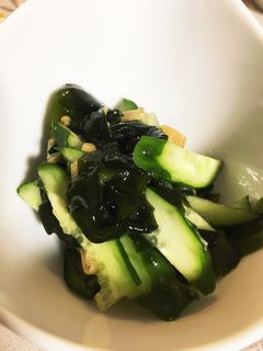簡単小鉢 きゅうりとワカメのなめ茸和え-レシピのメイン写真